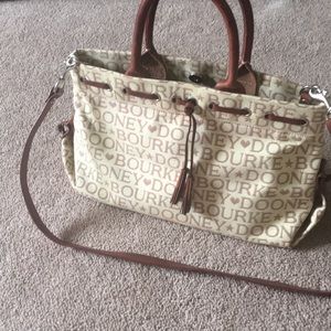 Dooney and Bourke top handle print bag